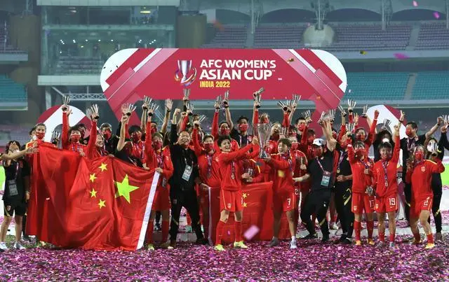 足球裤铲球裤选什么型号